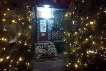 Artanor Hostel And Apartament