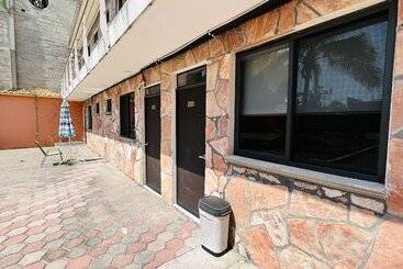 Hotelli Villa Pralaya