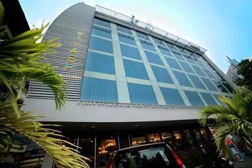 Hotel Yash International Calicut