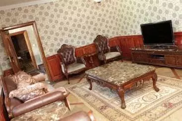 Turistihuoneistot Roma Gardens