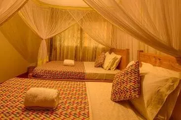 Pension Cycad Entebbe Guest House
