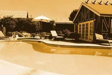 호텔 Solvang Inn & Cottages