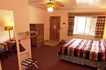 Szálloda Thunderbird Lodge