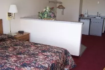 Отель Travelers Inn