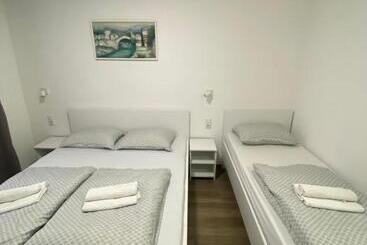 膳宿费 Prenoćište Stari Grad Old Town