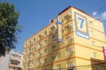 ホテル 7days Inn Kunming Railway Station