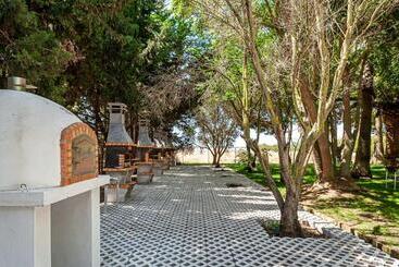 Apartamentos turísticos Alojamiento Rural La Jandeta