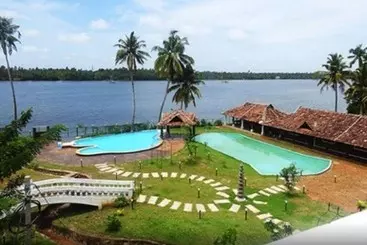 Hôtel Sukhayus Wellness Heritage   Cherai
