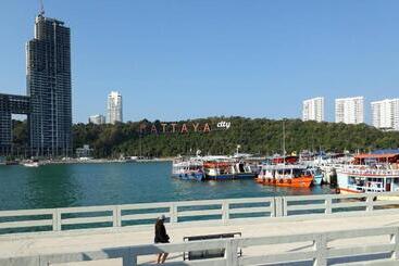 Pension Green Mango Resort