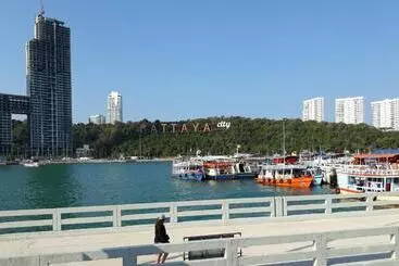 Majatalo Green Mango Resort