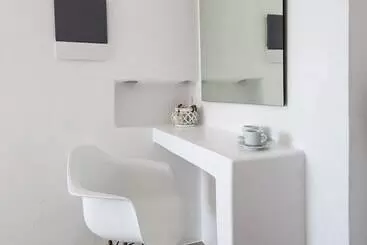Perigiali Rooms & Apartments Folegandros