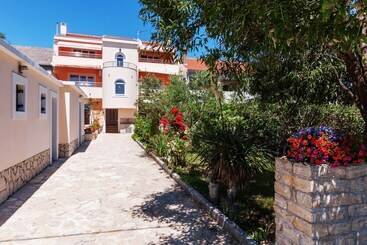 شقق خاصة سياحية Villa Jadranka Privlaka