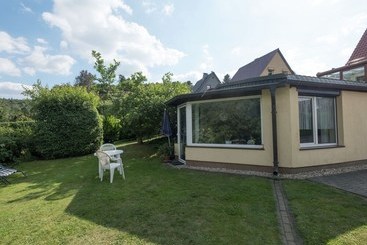 Жильё для туристов Snug Holiday Home In Quedlinburg Near Forest