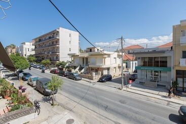 هتل Nautilus Charm Apartment