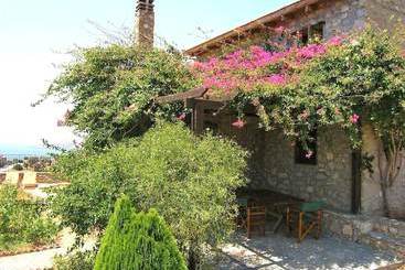 Жильё для туристов Haritakis House