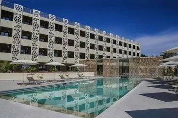 ホテル Hôtel San Lucianu