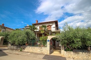 관광객 아파트 Rafi Two