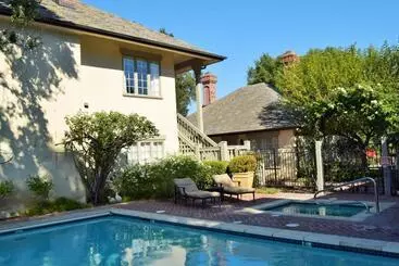 ホテル Vineyard Country Inn