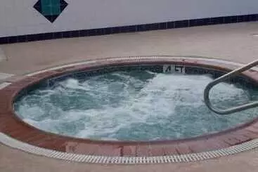 בית מלון כפרי Watson's Regency Suites