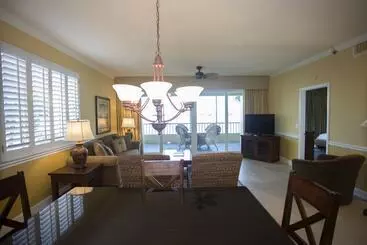 Vanderbilt Beach Resort