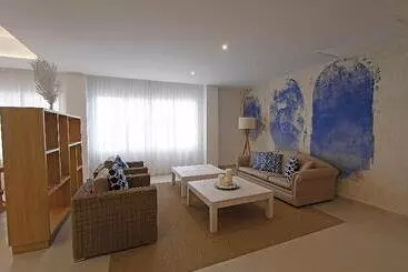 Bg Hotel Portinatx Beach Club