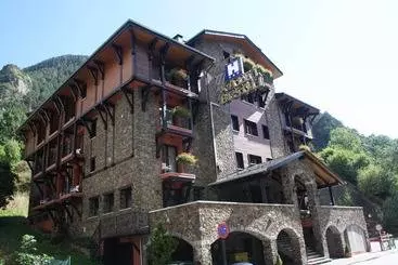 فندق Xalet Besoli