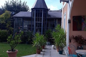 بنسيون Villa Mercedes