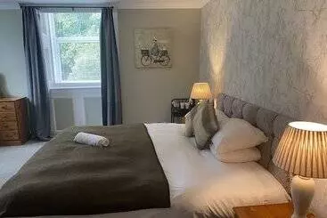 هتل Ernespie House