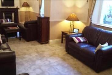 ホテル Lynton House