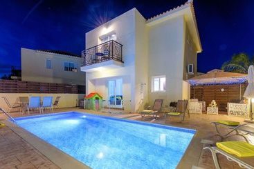 Apartamenty turystyczne Villa Emily