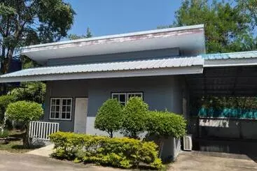 ホテル The Money Inn