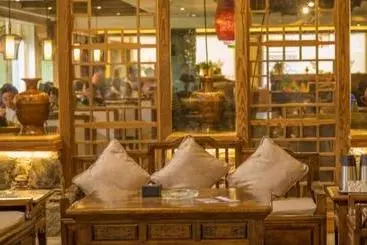 Hotel Tibet Shellong Manor