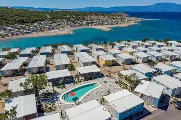 ホテル Mobile Homes Camping Omišalj