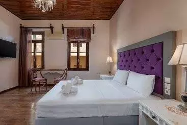 پانسیون Old Town Suites