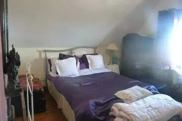 Aamiaismajoitus (B&B) Ms Mccreadys Guest House