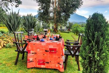 호텔 Amakoro Songa Lodge