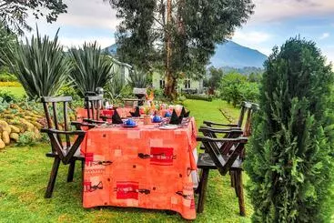 Hôtel Amakoro Songa Lodge