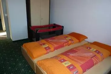 ペンション Restaurant Sunnmatt