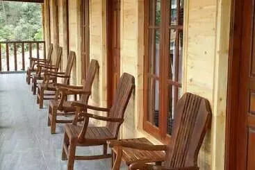 Tea Breeze Motel