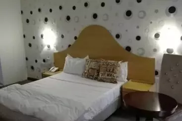 Hotel Tabora Belmonte