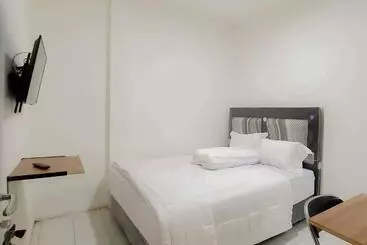 호텔 Maminoti Syariah Residence Mitra Reddoorz