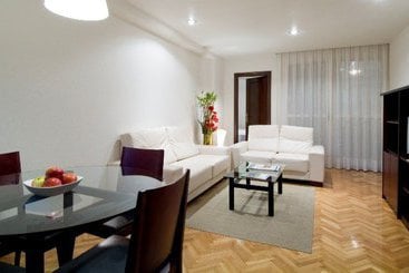 آپارتمان Mendebaldea Suites