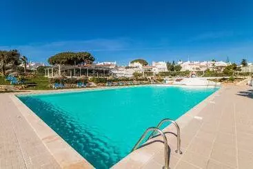 アパートホテル Vila Senhora da Rocha
