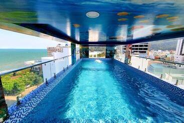 Hotel Money Fine Quy Nhơn   Khách Sạn Dát Vàng