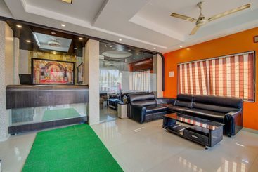 Hotelli Saichha By Oyo Rooms