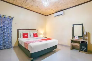 ホテル Oyo 3483 Borobudur Cottage