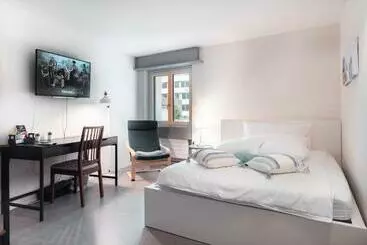 هتل آپارتمان Locapart 01   Five Master Apartements