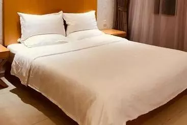 Man Fei International Apartment
