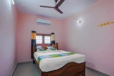 Pensió Compact Studio Near Mudhaliarpet
