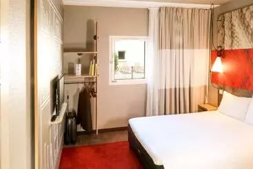 Отель Ibis Orange Sud